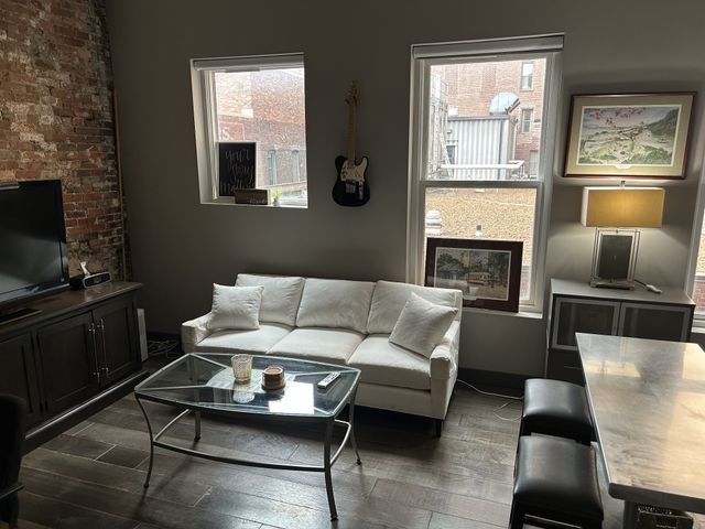 309 Church St Apt 506, Nashville, TN 37201