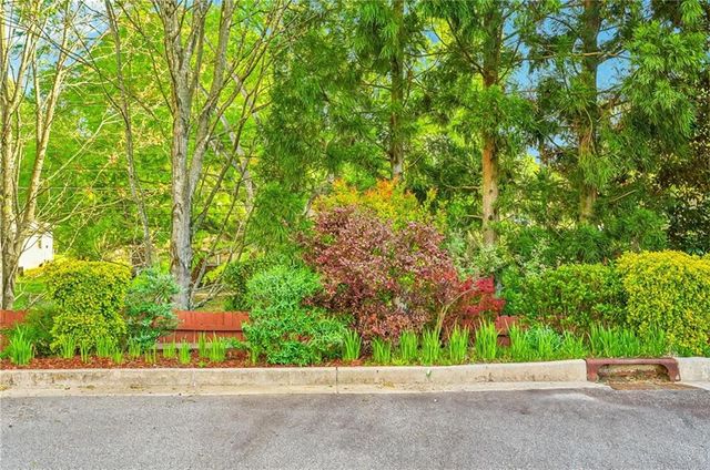 358 Nature Brook SE Walk, Smyrna, GA 30082