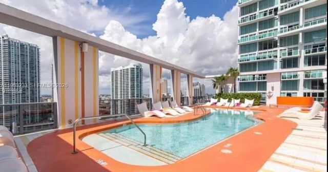 31 SE 6th St 1404, Miami, FL 33131