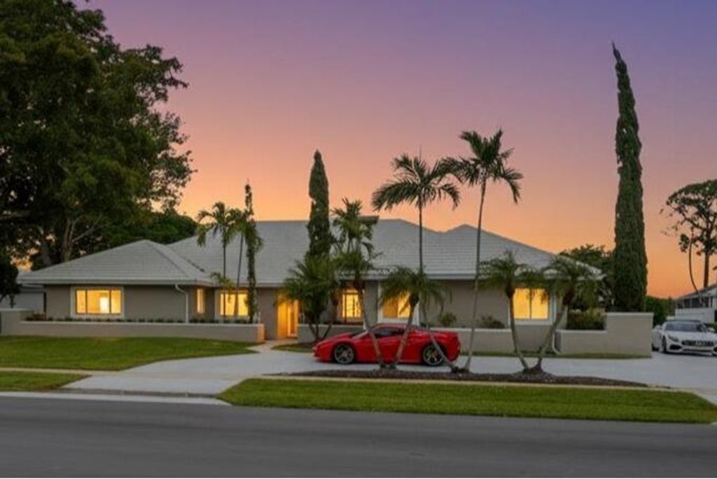 2106 Sunderland Avenue, Wellington, FL 33414