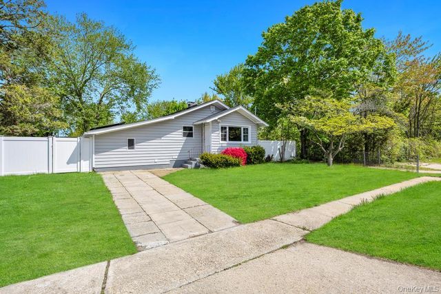 59 E Elm Street, Central Islip, NY 11722
