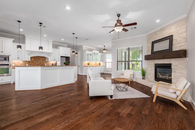 5507 Bright Timber Landing Drive, Spring, TX 77386
