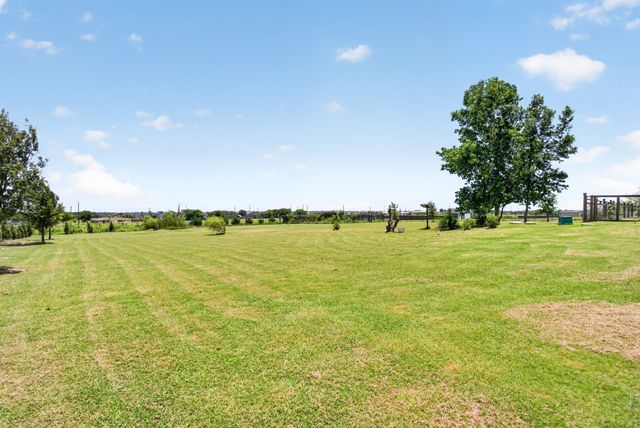 3008 Perkins Lane, Weatherford, TX 76088