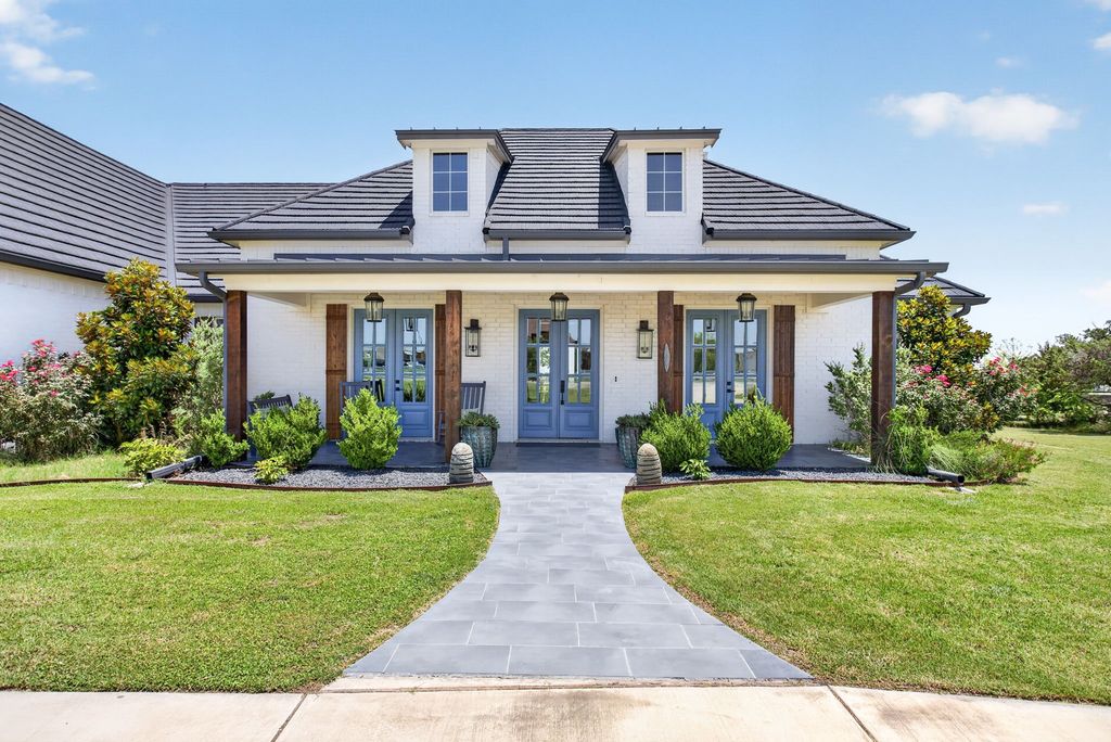 3008 Perkins Lane, Weatherford, TX 76088