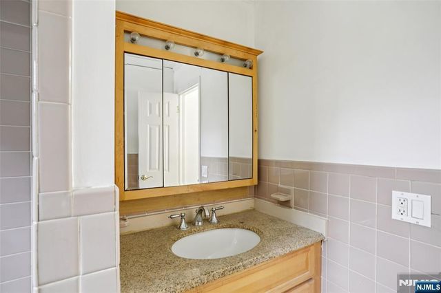 254 Darlington Avenue, Ramsey, NJ 07446