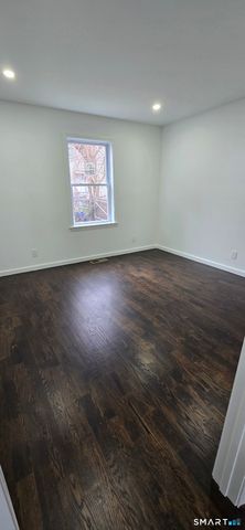 438 Park Street 1, Bridgeport, CT 06608