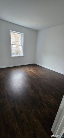 438 Park Street 1, Bridgeport, CT 06608