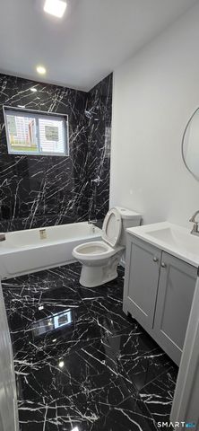 438 Park Street 1, Bridgeport, CT 06608