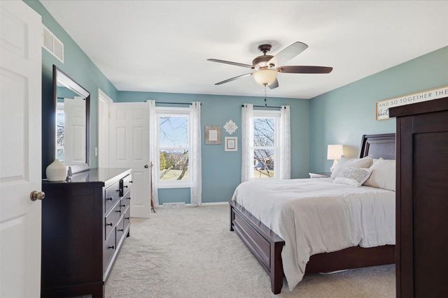 W141N10625 Wooded Hills DRIVE, Germantown, WI 53022