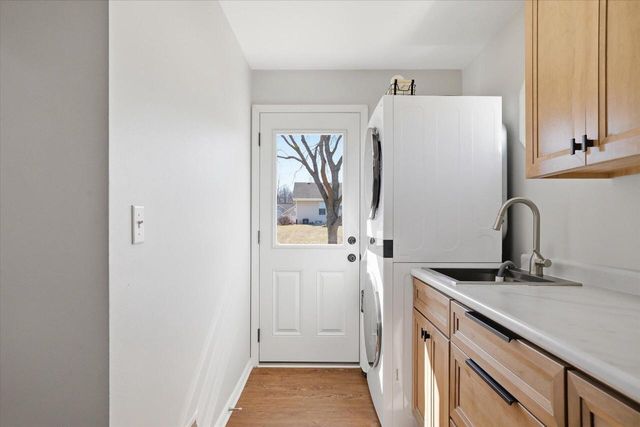 W141N10625 Wooded Hills DRIVE, Germantown, WI 53022