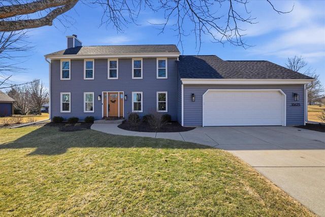 W141N10625 Wooded Hills DRIVE, Germantown, WI 53022