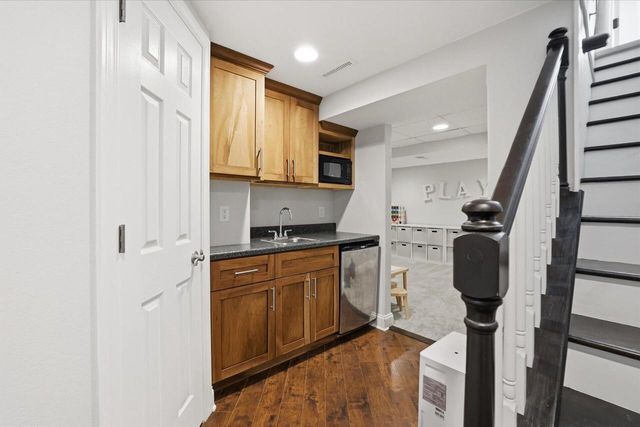 W141N10625 Wooded Hills DRIVE, Germantown, WI 53022