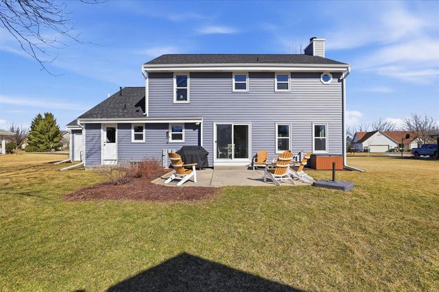 W141N10625 Wooded Hills DRIVE, Germantown, WI 53022