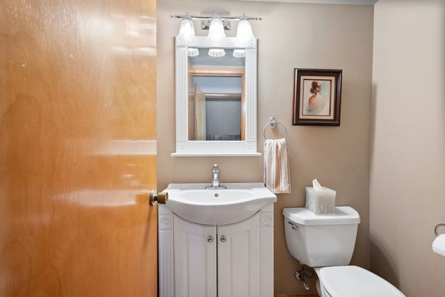 9429 OZARK Avenue, Morton Grove, IL 60053