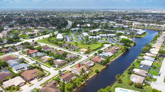7921 NW 90th Ave, Tamarac, FL 33321