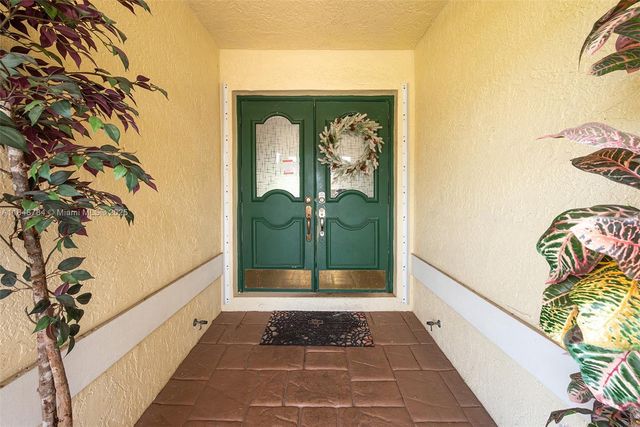 7921 NW 90th Ave, Tamarac, FL 33321
