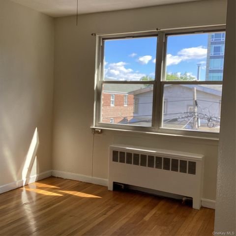 6125 185th Street, Fresh Meadows, NY 11365