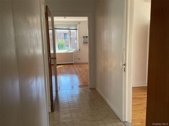 6125 185th Street, Fresh Meadows, NY 11365