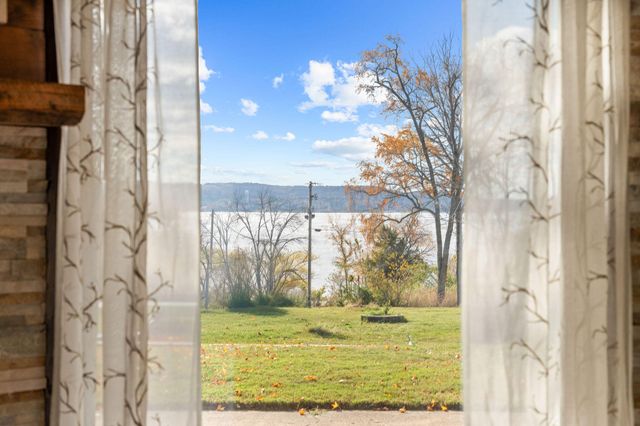 238 Dale Avenue, Hollister, MO 65672