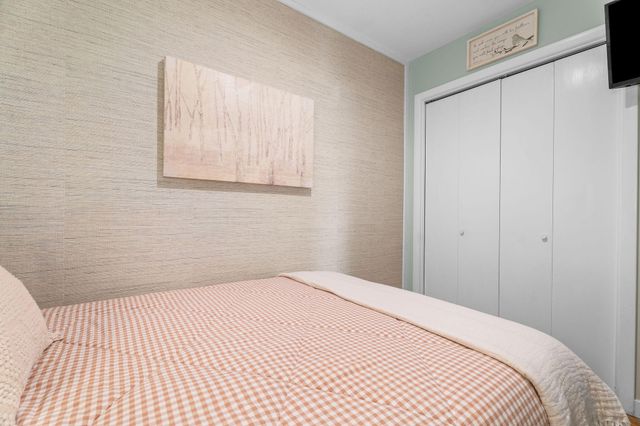 238 Dale Avenue, Hollister, MO 65672