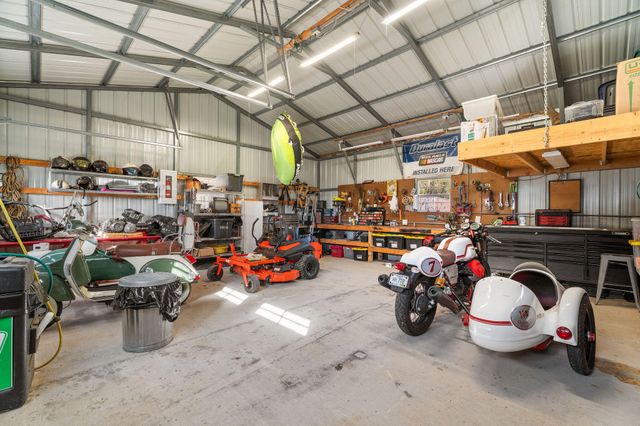 238 Dale Avenue, Hollister, MO 65672