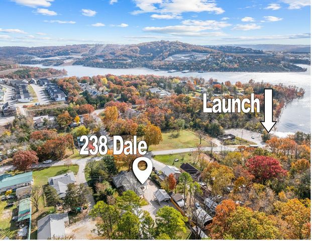 238 Dale Avenue, Hollister, MO 65672