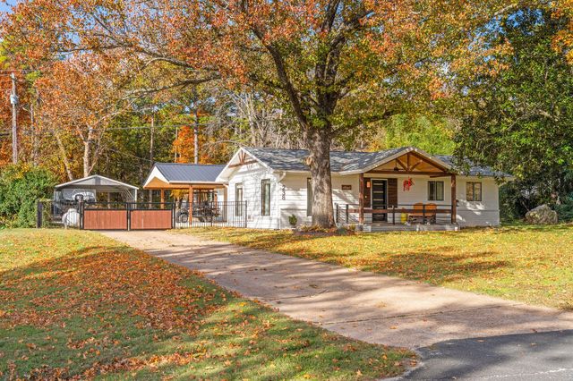 238 Dale Avenue, Hollister, MO 65672