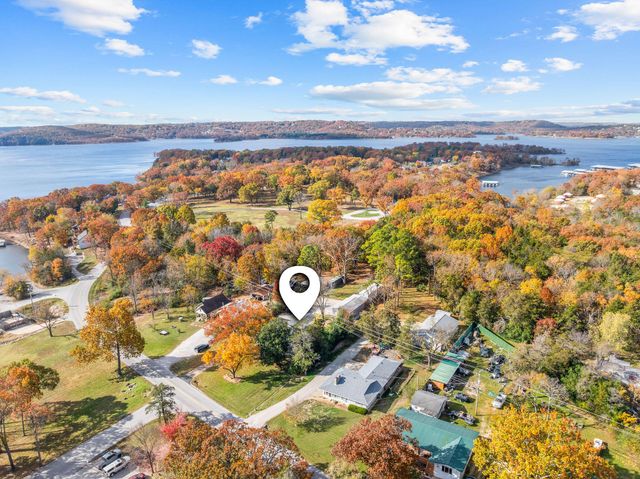 238 Dale Avenue, Hollister, MO 65672