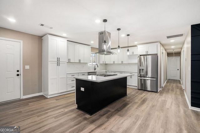 14290 Brown Bridge Road, Covington, GA 30016