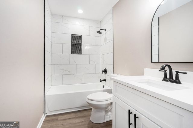 14290 Brown Bridge Road, Covington, GA 30016