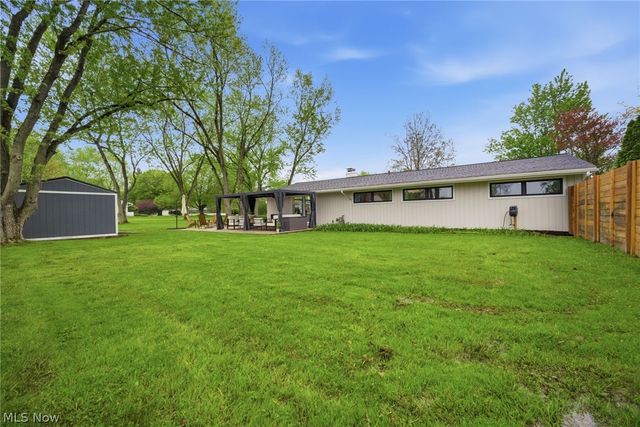 12789 Manchester Drive, Chesterland, OH 44026