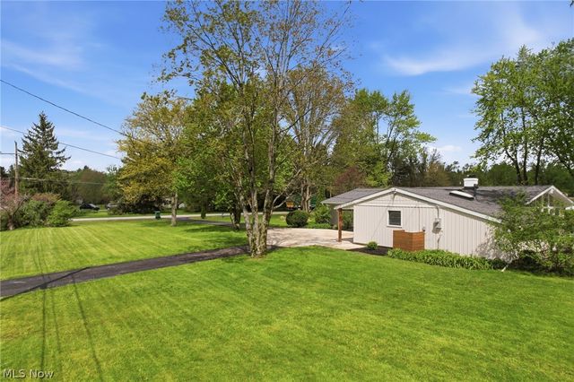 12789 Manchester Drive, Chesterland, OH 44026
