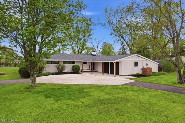 12789 Manchester Drive, Chesterland, OH 44026
