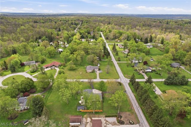 12789 Manchester Drive, Chesterland, OH 44026