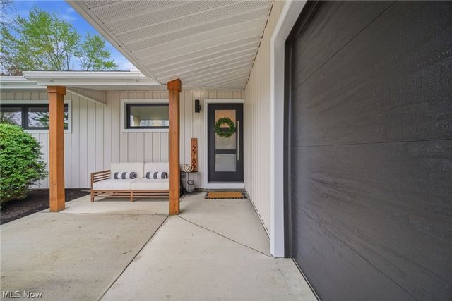 12789 Manchester Drive, Chesterland, OH 44026