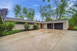 12789 Manchester Drive, Chesterland, OH 44026