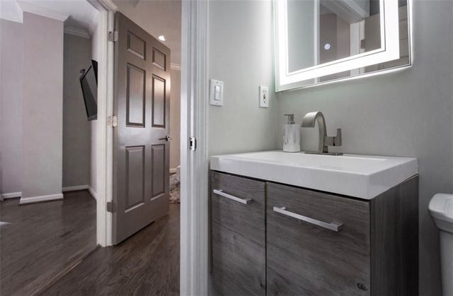 2161 Peachtree Road NE 605, Atlanta, GA 30309