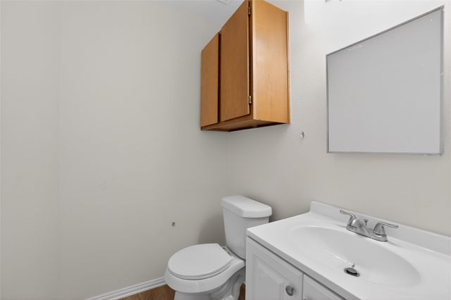 808 Park Street, Commerce, TX 75428