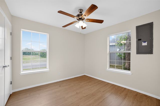808 Park Street, Commerce, TX 75428