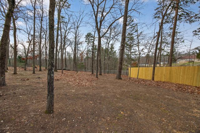 6061 Veronica Drive, Ooltewah, TN 37363