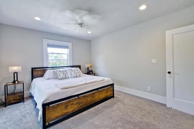 1505 17th Avenue, Santa Cruz, CA 95062