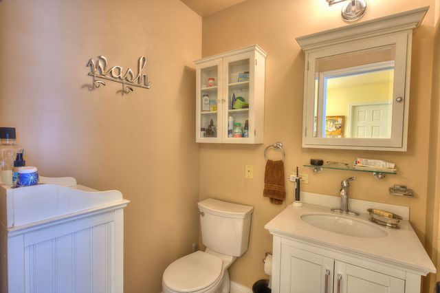 10840 S Ridgeland Avenue, Worth, IL 60482