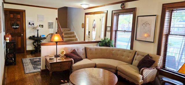 10840 S Ridgeland Avenue, Worth, IL 60482