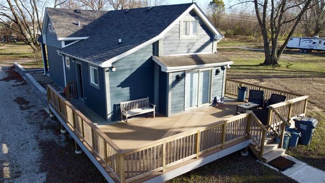 1982 S Benton Center Road, Benton Harbor, MI 49022