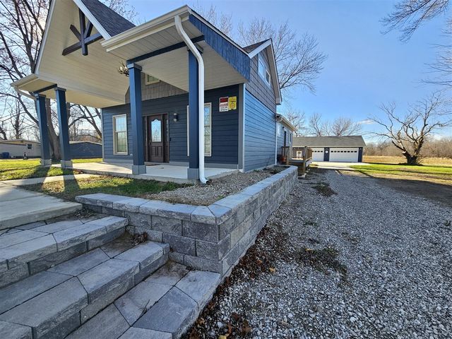 1982 S Benton Center Road, Benton Harbor, MI 49022
