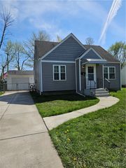 11 Airview Terrace, Cheektowaga, NY 14043