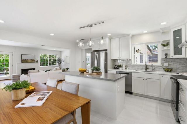 939 Kingfisher Drive, San Jose, CA 95125