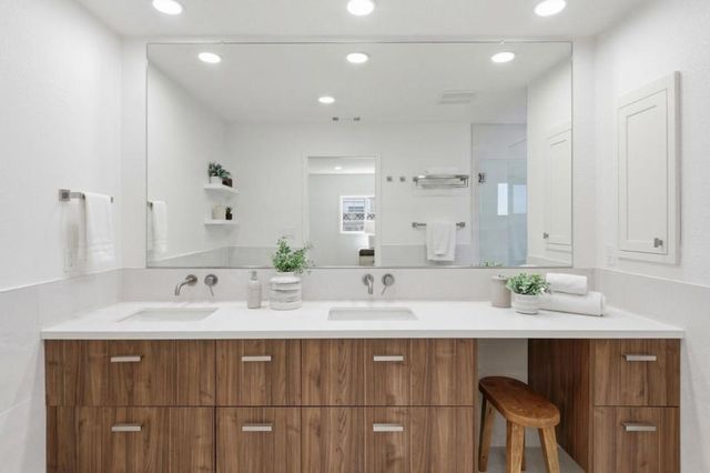 939 Kingfisher Drive, San Jose, CA 95125