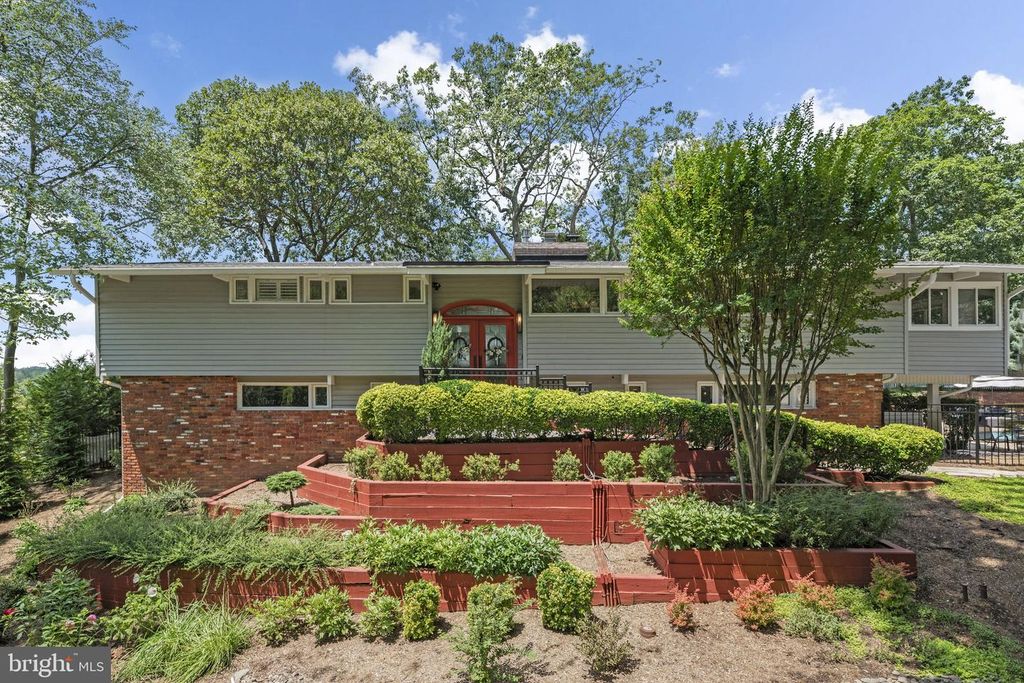 2908 SOUTHWATER POINT DR, Annapolis, MD 21401