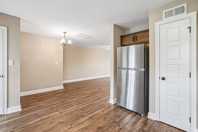 181 Ardell Dr, Clarksville, TN 37040